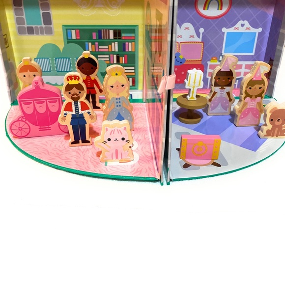 13-Pieces Princess Castle Playset - Picture 2 of 6